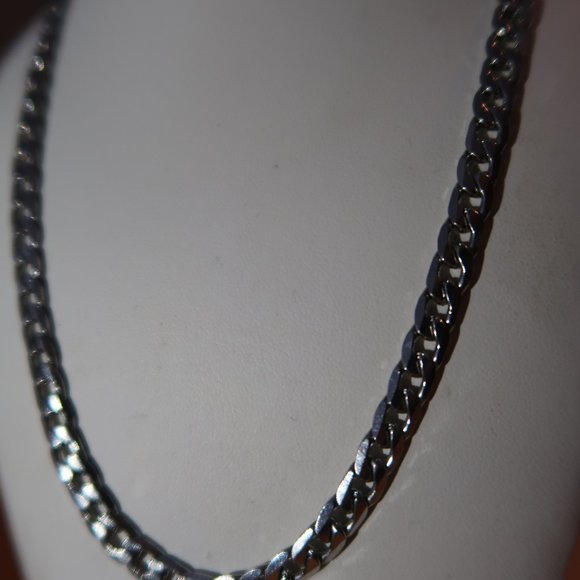 Silver Plated Chain - Picture 3 of 4